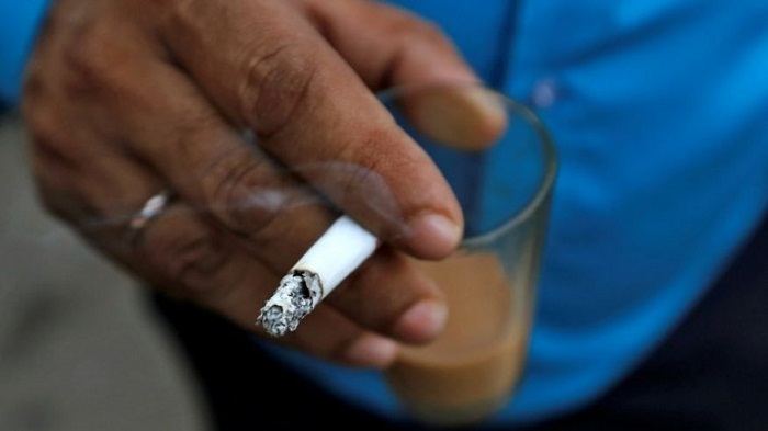 Even with one cigarette a day, odds of early death are higher 